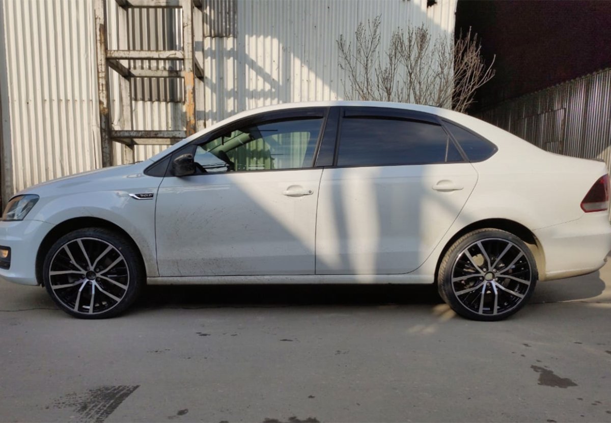 ����� Powcan BK952