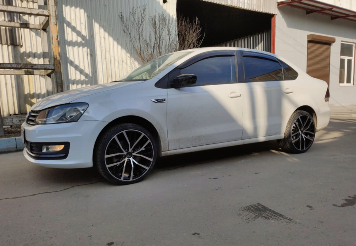 ����� Powcan BK952