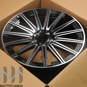 KoKo Kuture FF578 8.0x18/5x112 D66.45 ET35 Gloss Black Face