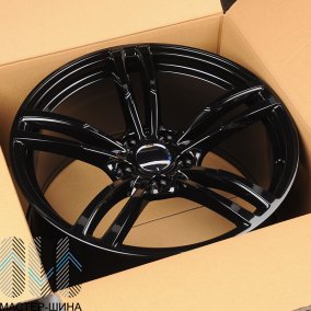 Powcan BK855 8.5x18/5x120 D72.6 ET30 Black