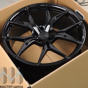 KoKo Kuture YC6058 8.5x21/5x114.3 D67.1 ET40 Gloss Black