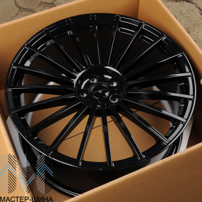 KoKo Kuture 013 10.0x22/5x112 D66.56 ET30 Gloss Black