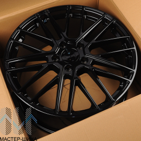 KoKo Kuture 0375 9.5x21/5x130 D71.5 ET69 Glossy Black (��������)